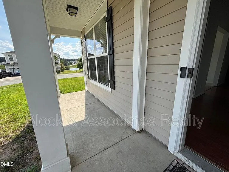 101 Red Bird Dr — Photo 6