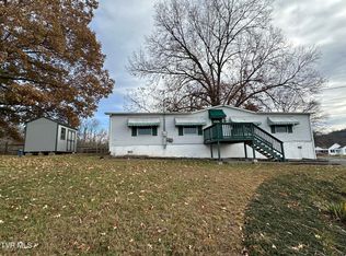 1313 Siam Rd, Elizabethton, TN 37643