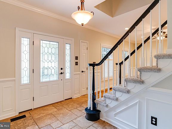 4th image of 2108 Woodtop Way