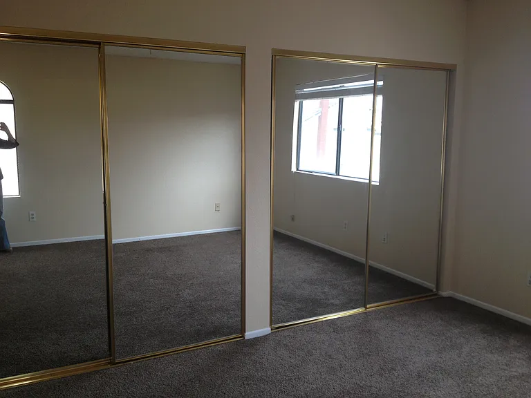 17135 Cambria Ave — Photo 8