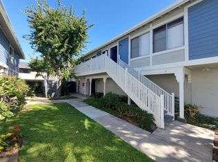 332 Victoria St #C201, Costa Mesa, CA 92627