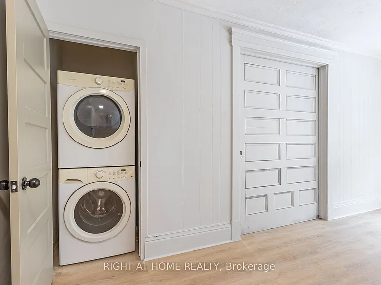 443 Ontario St #MAIN FLOOR — Photo 25