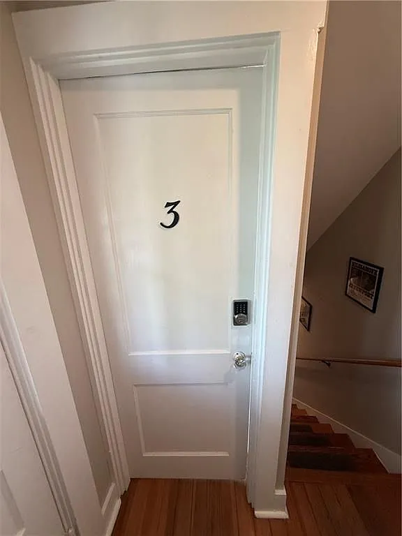 1 bed, 1.0 bath, 504 sqft, $1,950 — Photo 2