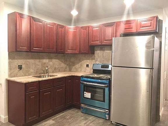 2nd image of 36 Alter Ave #1