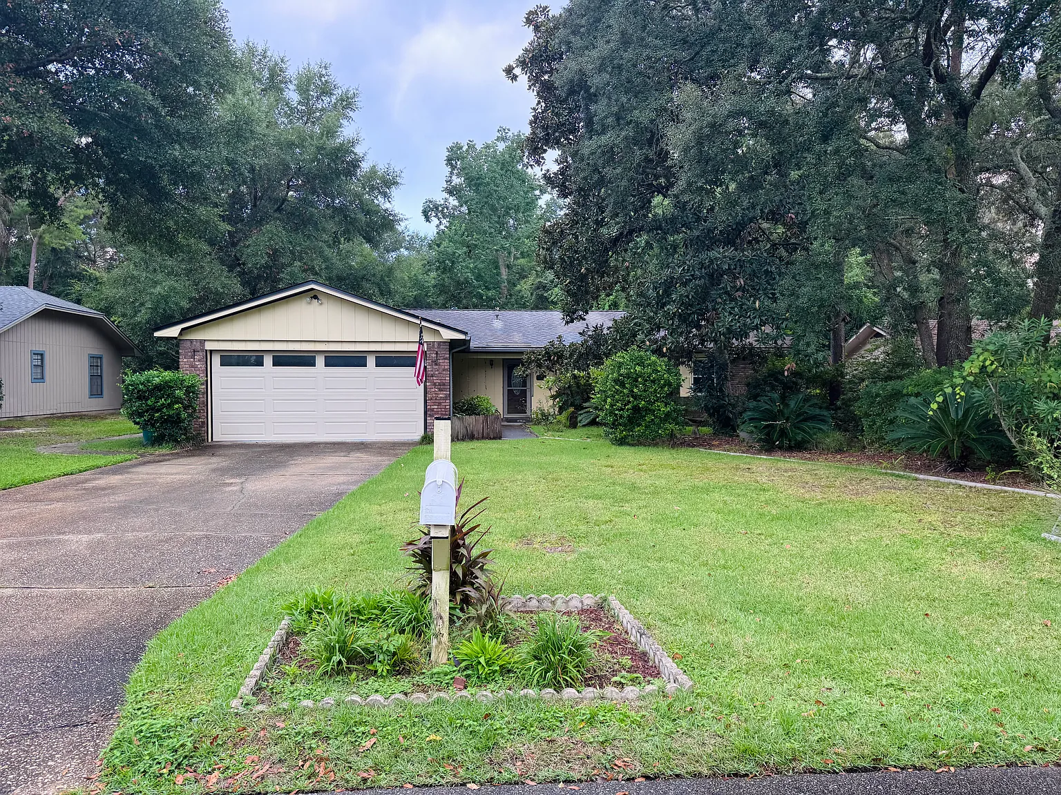 3 bed, 1567 sqft, $2,300 — Photo 1