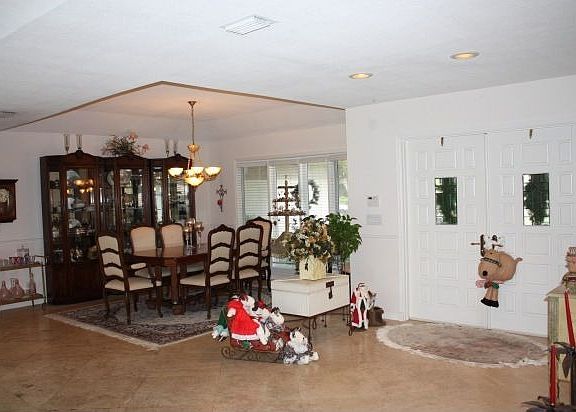 2nd image of 4390 Saint Andrews Dr