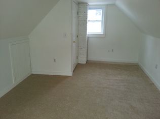 12 Epping St APT 5, Raymond, NH 03077