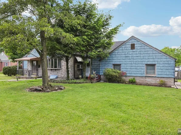 288 Kinderkamack Rd, Emerson, NJ 07630