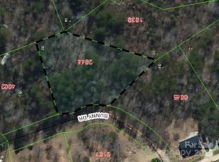 99999 Bunny Dr, Marion, NC 28752