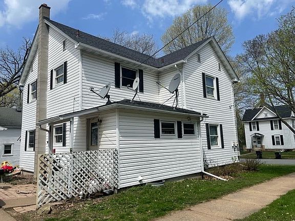 3rd image of 1022 Wilson Avenue #1