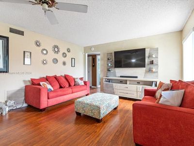 242 Pine Hov Cir APT B-2, Greenacres, FL, 33463