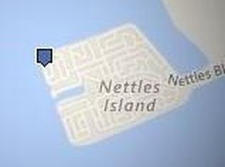 53 W Nettles Blvd, Jensen Beach, FL 34957