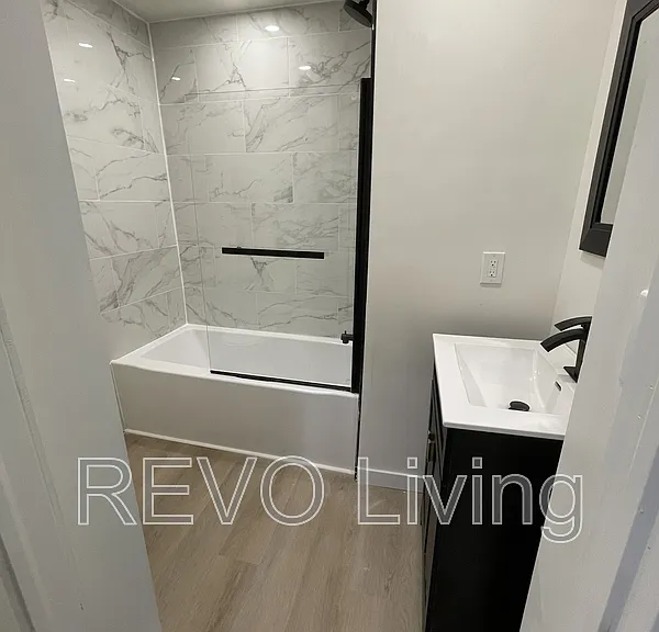 151 Colborne St #165B — Photo 7