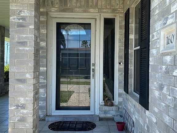 4th image of 1607 Bayshores Dr