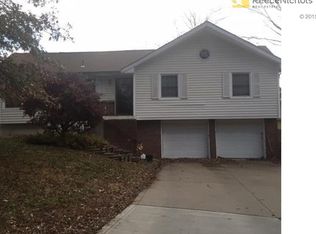 2412 SW Rome Ct, Blue Springs, MO 64015