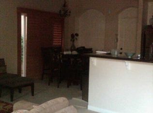 6115 Christine Ln, Lakewood, CA 90713