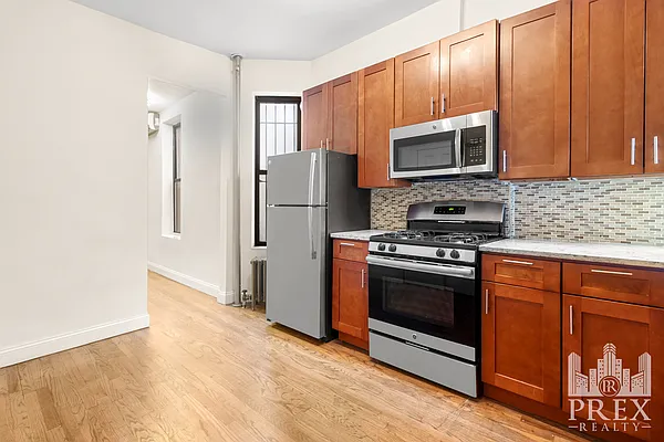 Rented by PREX Realty Corp | media 2