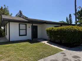 202 2nd St, Fort Myers, FL