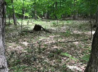 11500 Fredmar Dr, Interlochen, MI 49643