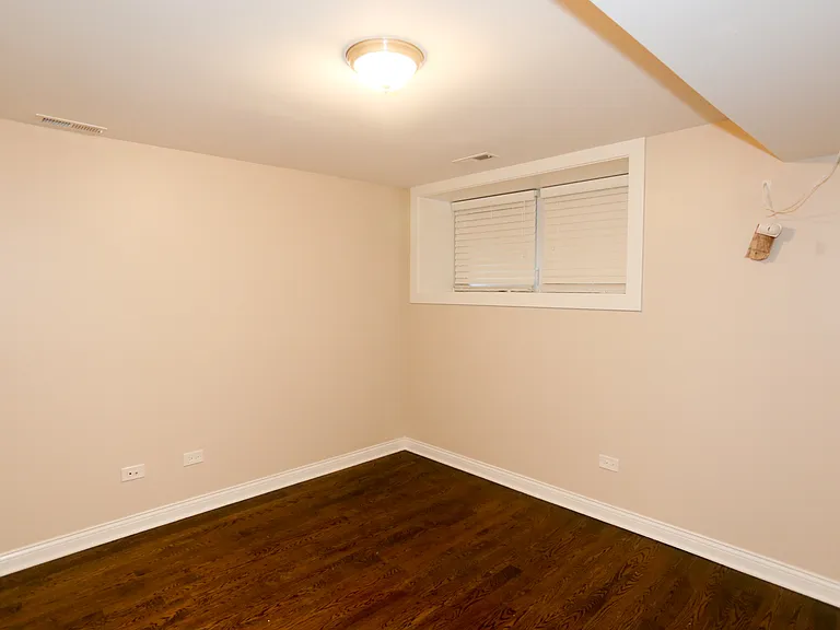 1218 W Diversey Pkwy #G — Photo 27