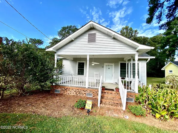 92 S Elm Street, Clarkton, NC 28433