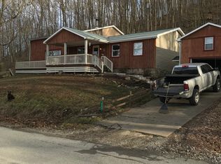 446 Hoods Mill Rd, Latrobe, PA 15650