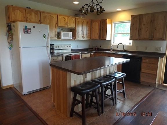 2nd image of N3361 River Ave