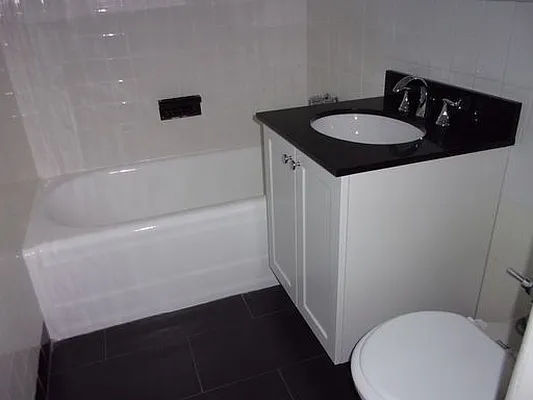 Rented by Carlyle Property Management | media 14