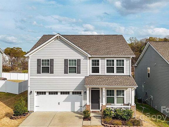 2nd image of 5104 Thomasville Dr