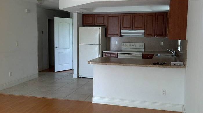 Kitchen/Hallway