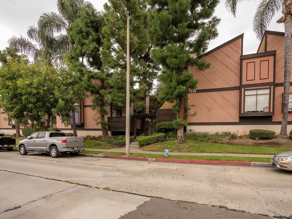 1st image of 7233 Comstock Ave