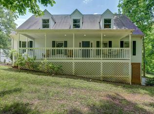 1505 Running Deer Dr, Keswick, VA 22947