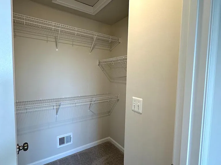 271 Swan Field Ave — Photo 34