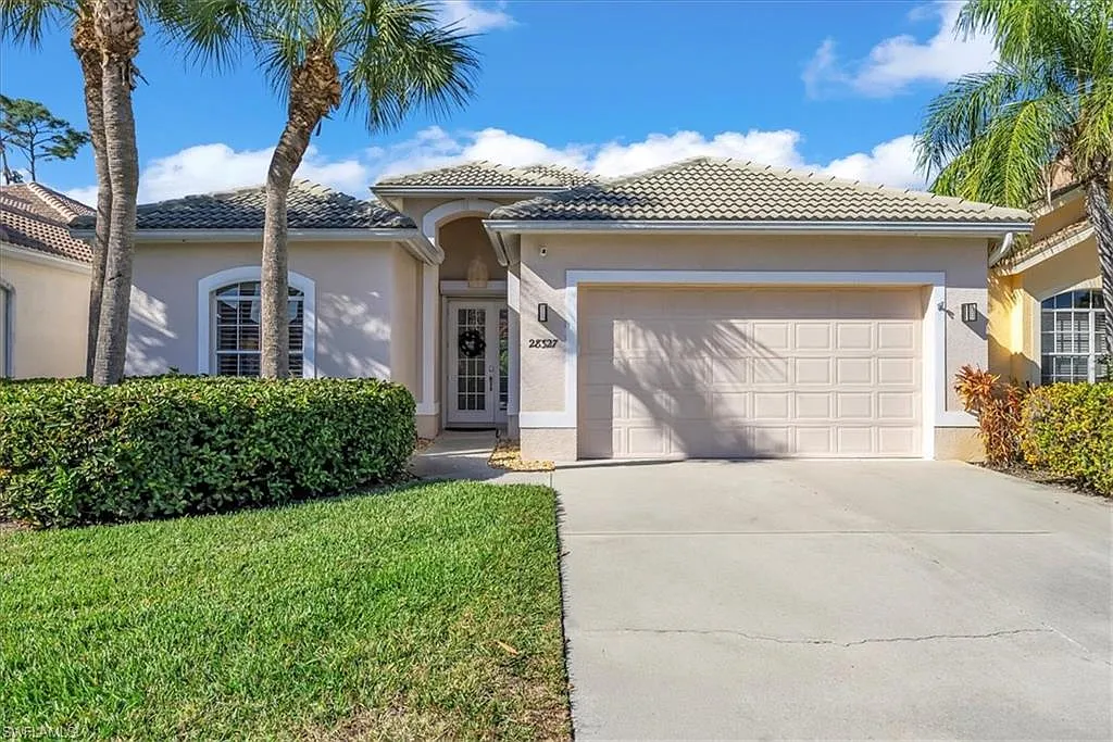 3 bed, 2.0 bath, 1567 sqft, $8,950 — Photo 1