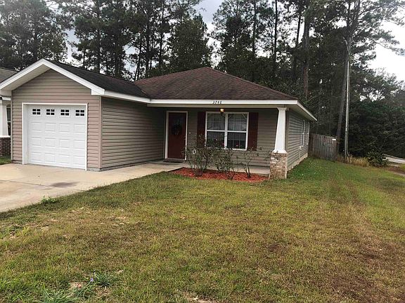 3rd image of 3748 Deshazier Ln