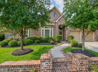 18306 E Morgans Bend Dr, Cypress, TX 77433