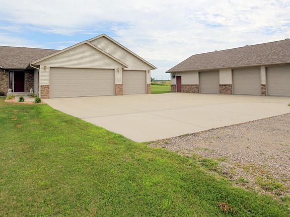2nd image of 23399 Highland Dr