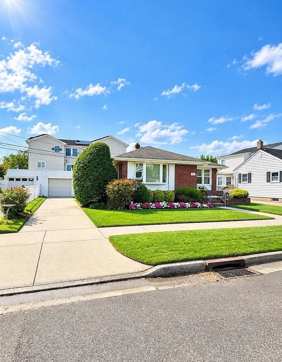 3 bed, 2.0 bath, $3,500 — Photo 1