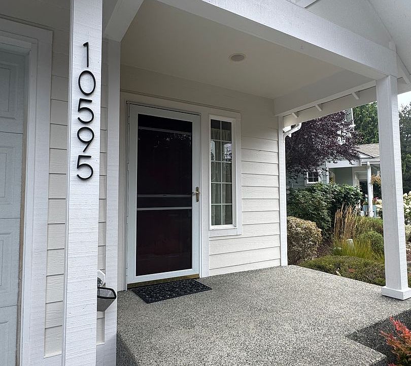 1st image of 10595 NE Kingston Meadows Cir