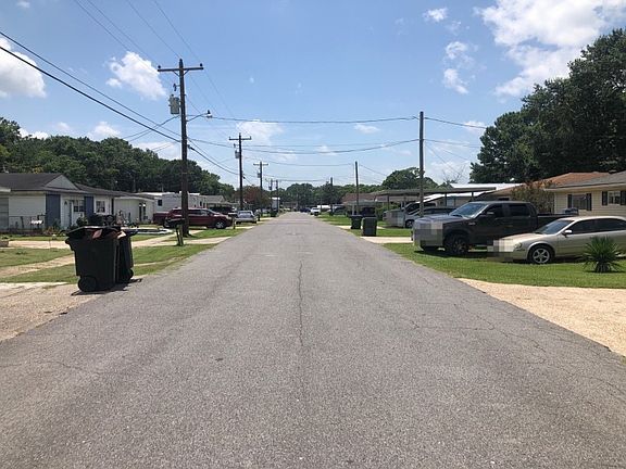 4th image of 216 Hidalgo Dr