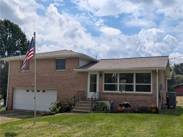 4122 Route 130, Stahlstown, PA 15687