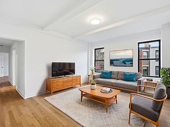 3rd image of 115 W 73rd St APT 5B