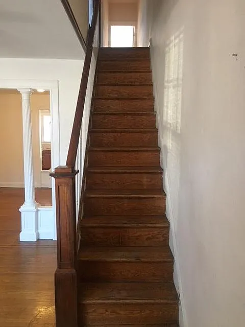 3 bed, 1.5 bath, 1350 sqft, $1,950 — Photo 4