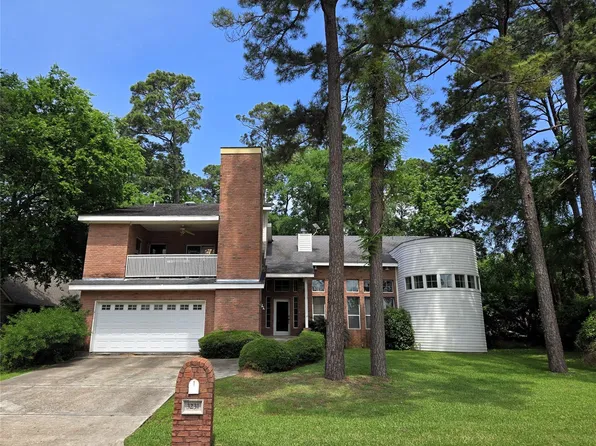 3231 Hemingway Dr, Montgomery, TX 77356