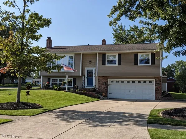 3872 Sherbrook Oval, Brunswick, OH 44212