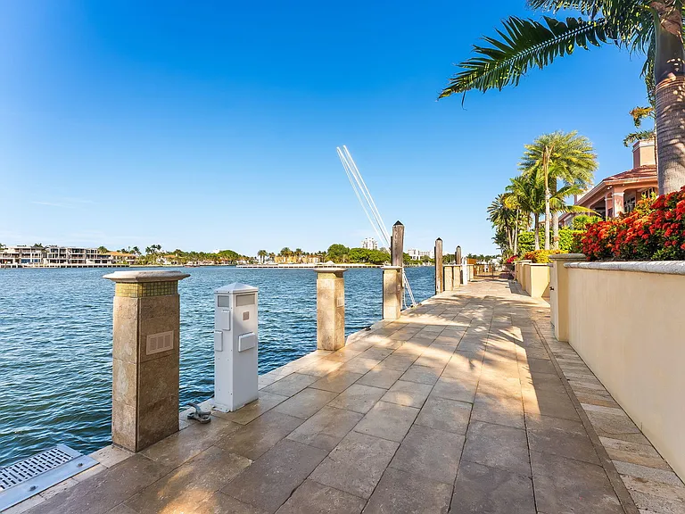 3 Isla Bahia Dr — Photo 54