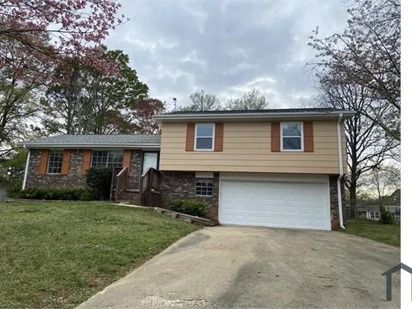 6031 Danbury Ct, Morrow, GA 30260