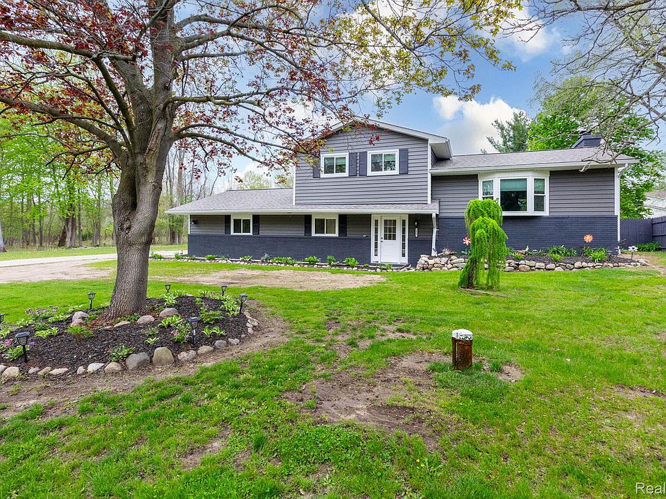 1st image of 1337 Haines Rd