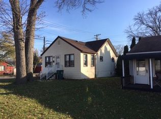 1040 E Pearl Ave, Hazel Park, MI 48030