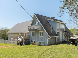 11 Ailey Church Ln, Sevierville, TN 37876